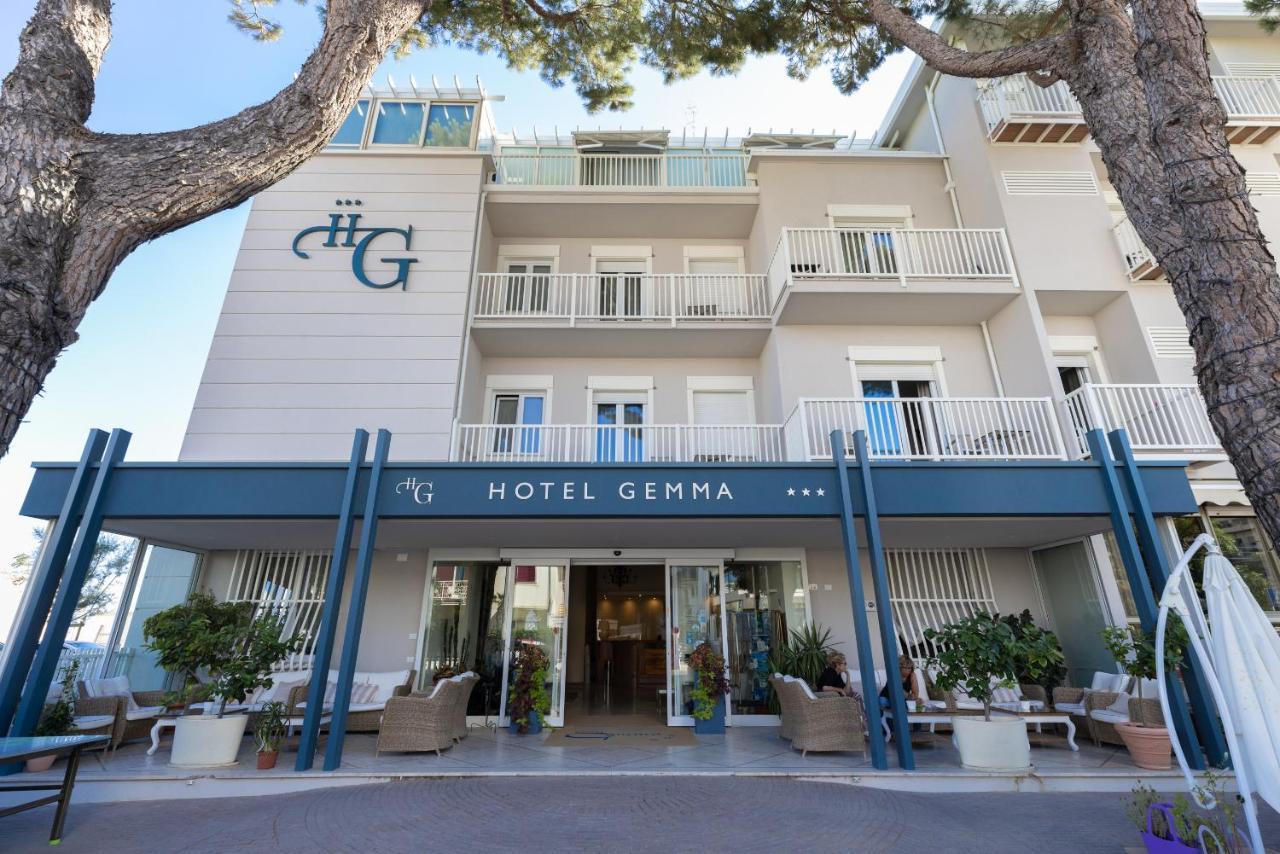 Hotel Gemma Ричоне Екстериор снимка