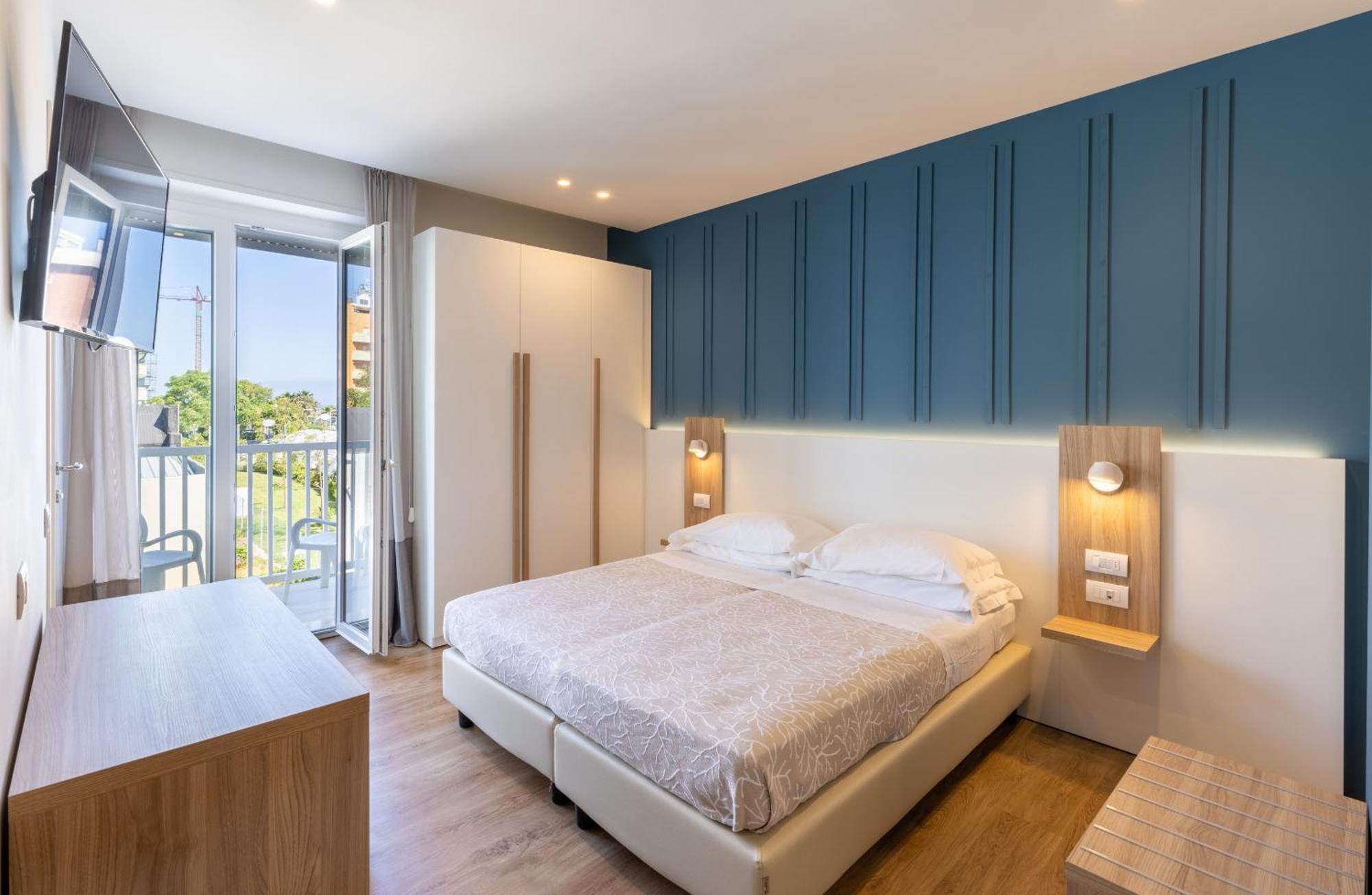 Hotel Gemma Ричоне Екстериор снимка