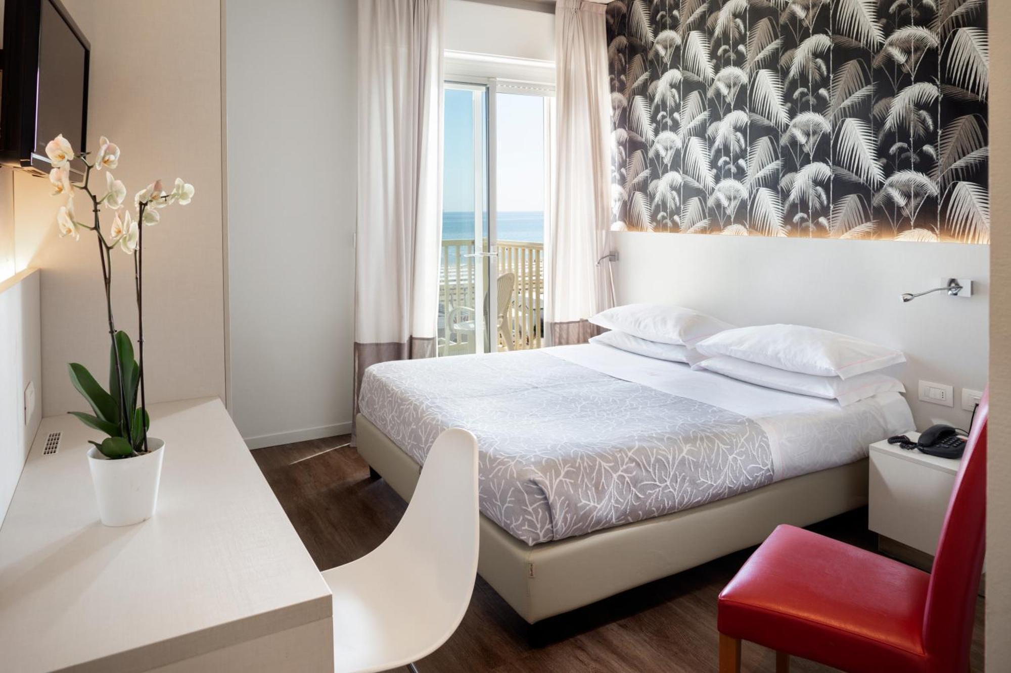 Hotel Gemma Ричоне Екстериор снимка