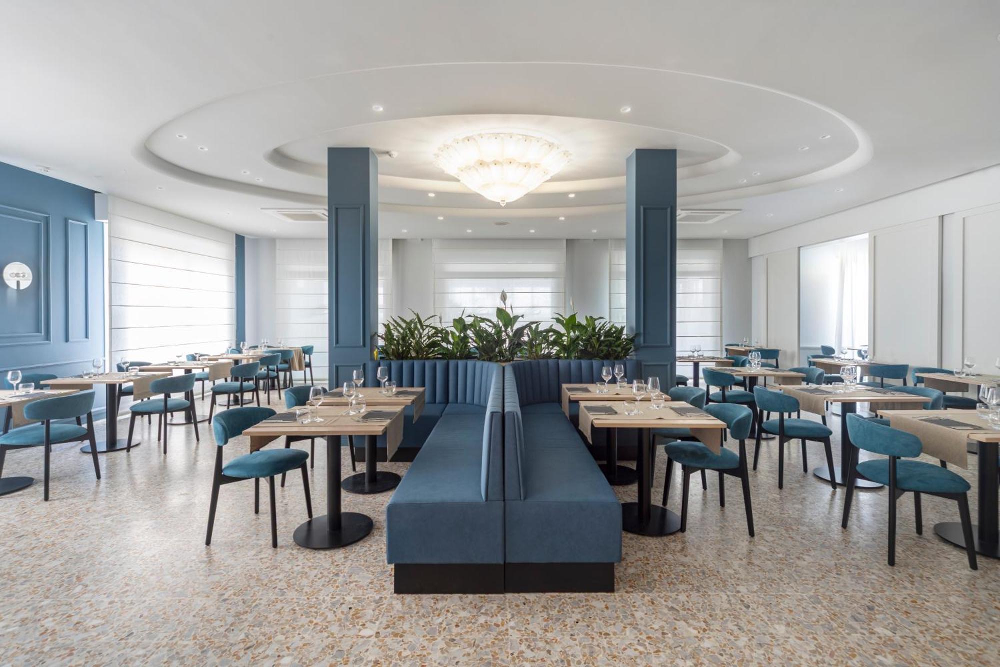 Hotel Gemma Ричоне Екстериор снимка