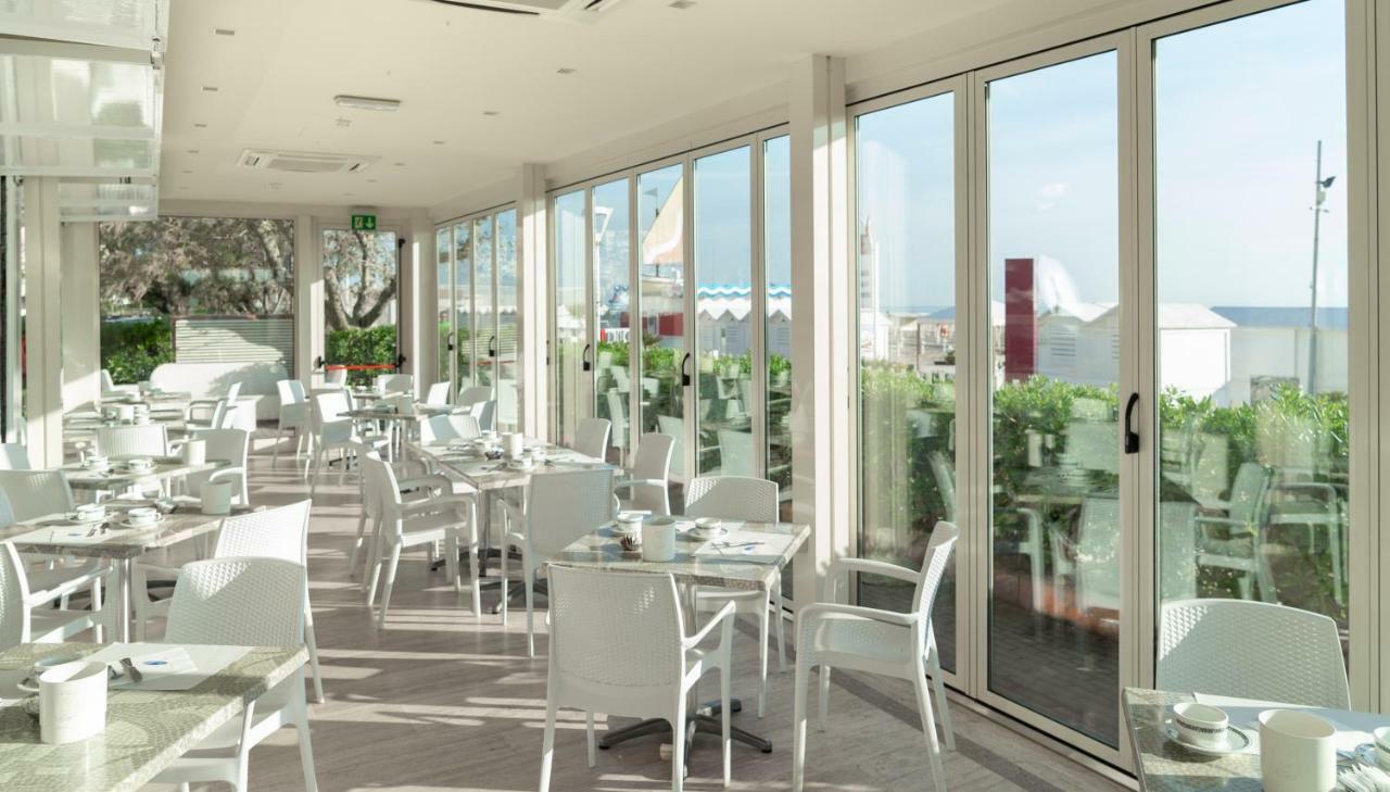 Hotel Gemma Ричоне Екстериор снимка